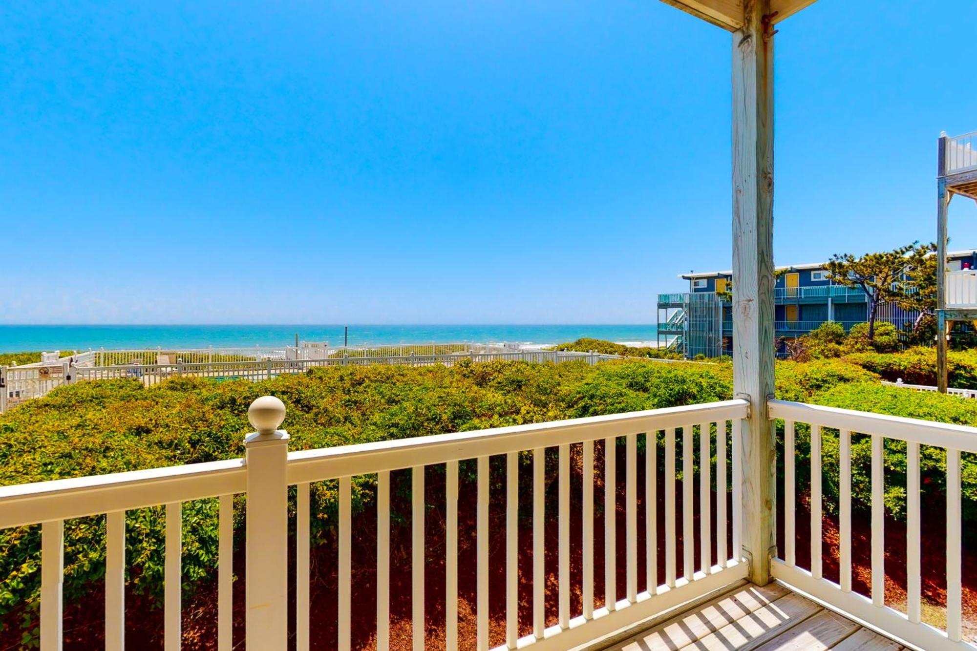 Shutters Villa Pine Knoll Shores Room photo